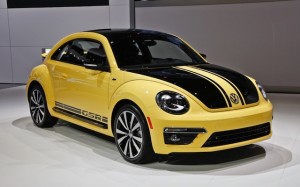 2014-Volkswagen-Beetle-GSR 2
