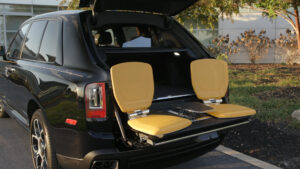 Rolls-Royce Cullinan asientos pic nic