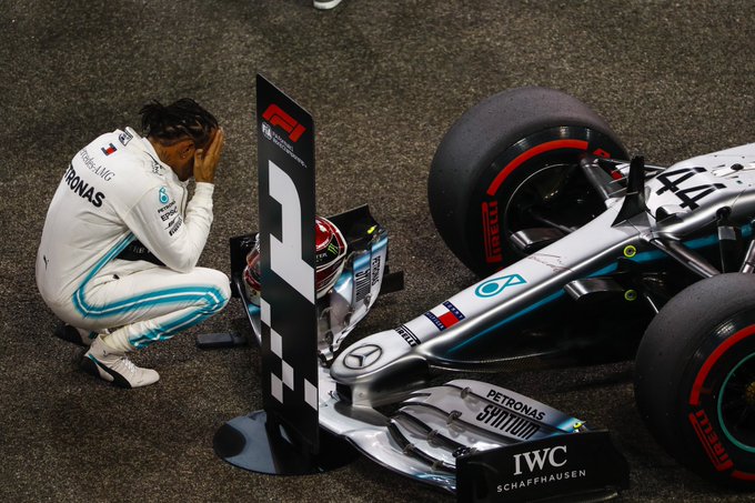 Hamilton consigue la última pole de la temporada en Abu Dhabi