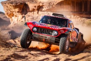 Sainz gana la etapa 5 del Rally Dakar 2020
