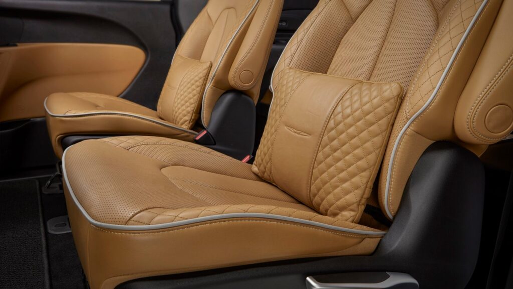 Chrysler Pacifica 2021-Pinnacle confort