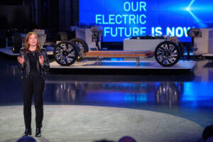 Baterías Ultium de General Motors Mary Barra