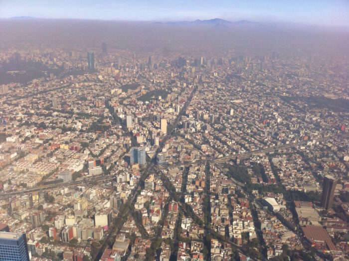 AerialViewMexicoCity tráfico contaminación Ciudad de México