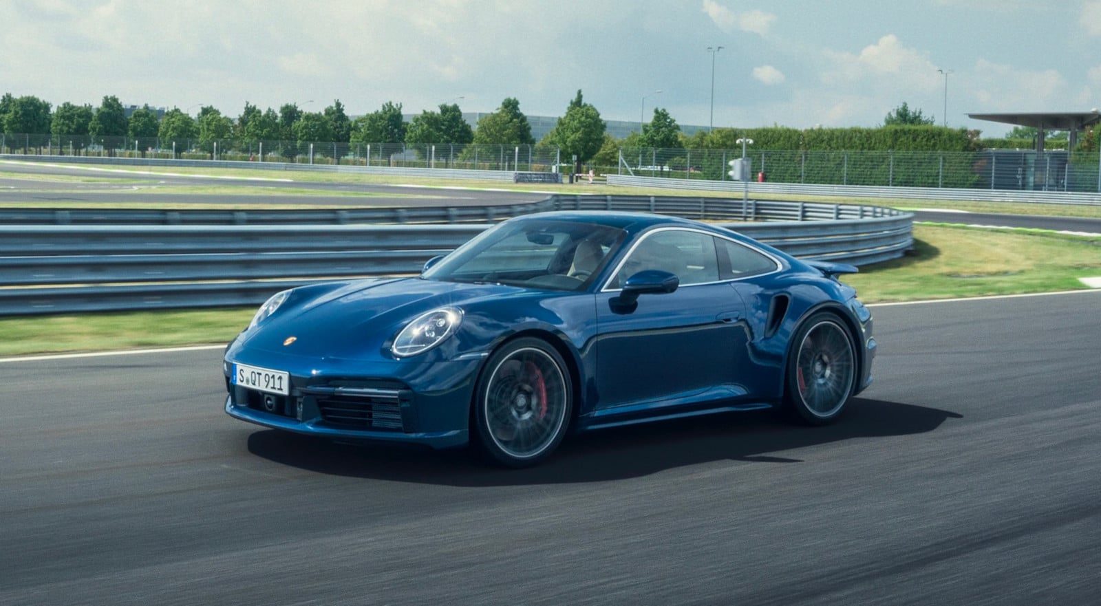 Porsche encabeza el segmento de lujo en estudio de J.D. Power