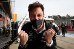 Toto Wolff continuará al frente del equipo Mercedes