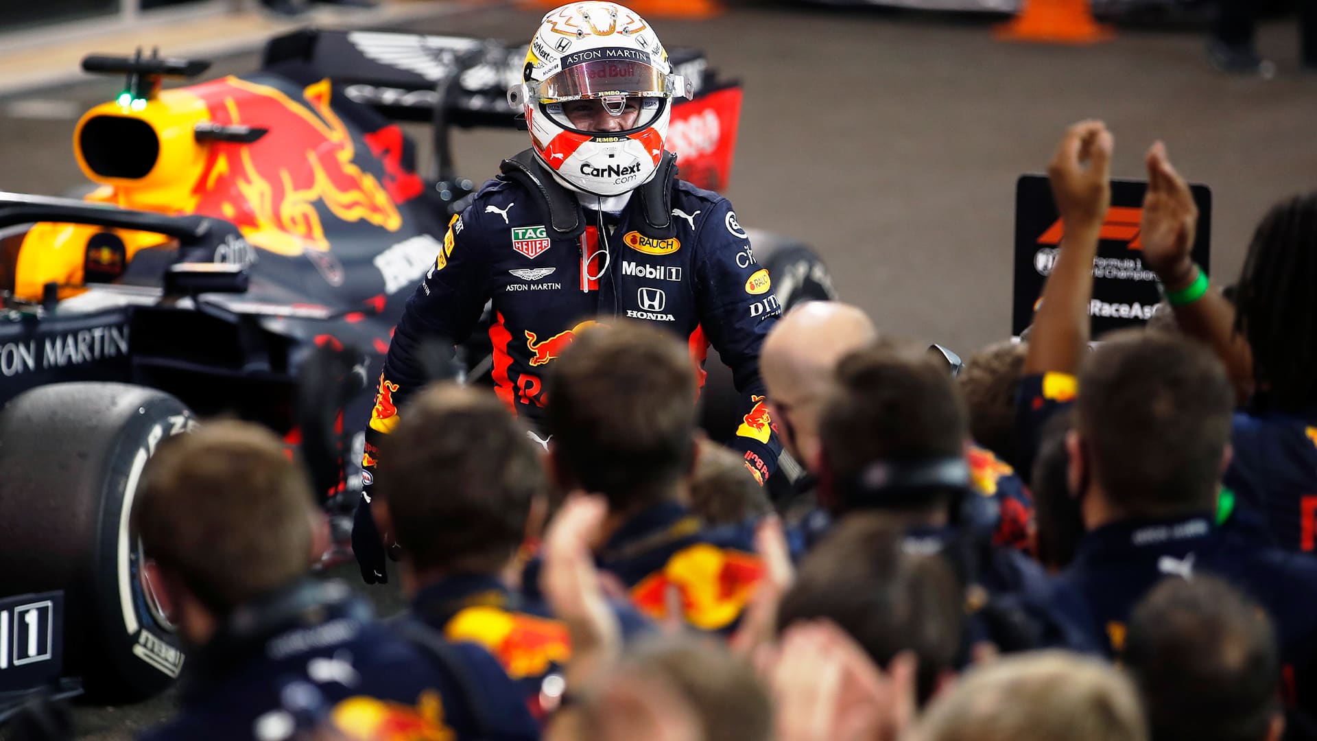 Dominante victoria de Max Verstappen en Abu Dhabi