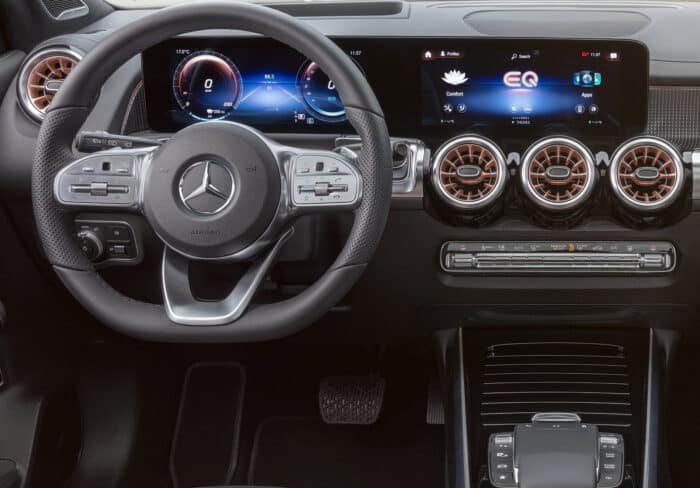 Interior Mercedes EQB
