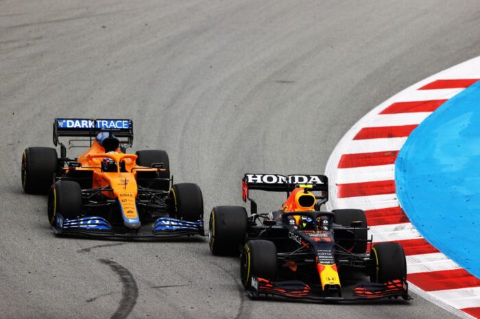 Red Bull Racing necesita desesperadamente al frente a Sergio Pérez