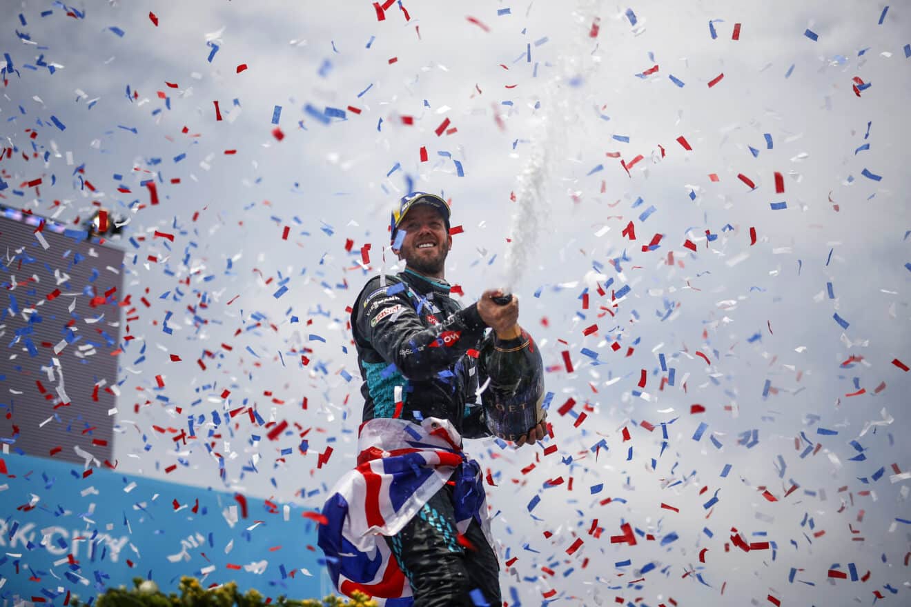 Brillante victoria de Sam Bird y Jaguar en el ePrix de Nueva York