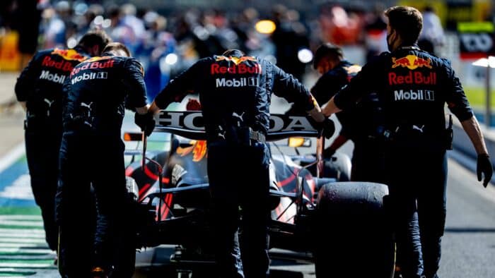 Red Bull revela el costo deslumbrante del accidente de Verstappen 