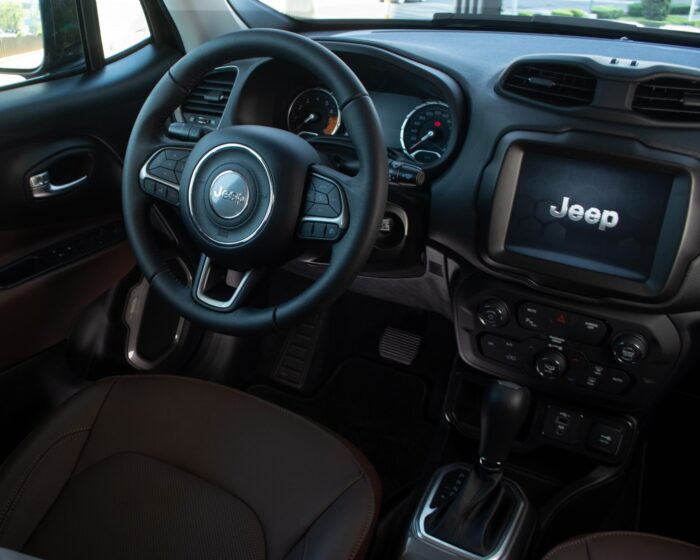 Jeep Renegade 2022 introduce la edición especial Bronze Edition