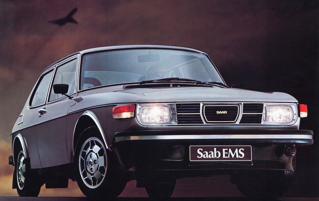 Saab 99, el modelo en el que se basó. 