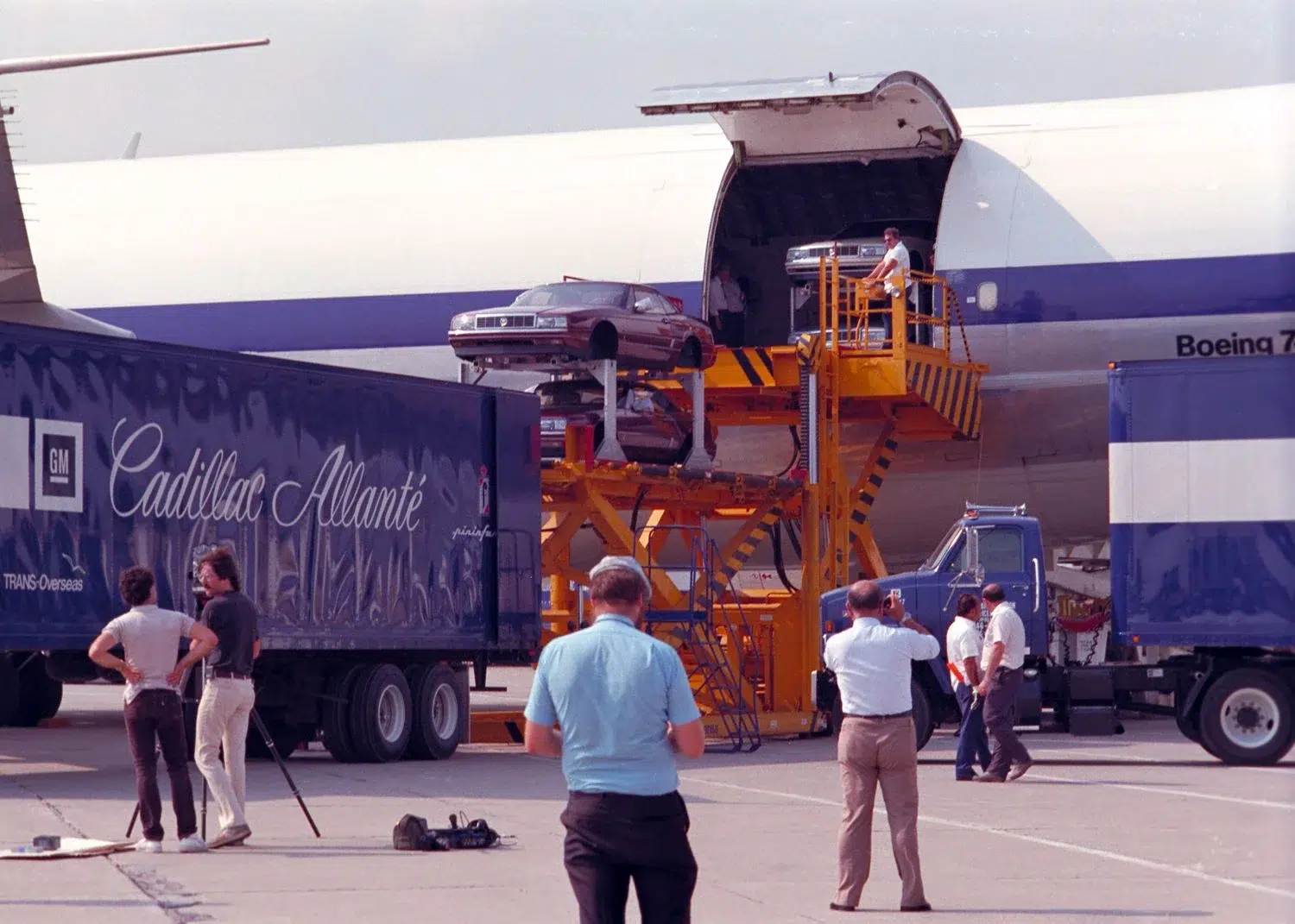 Así se transportaba el coche en un Boeing 747