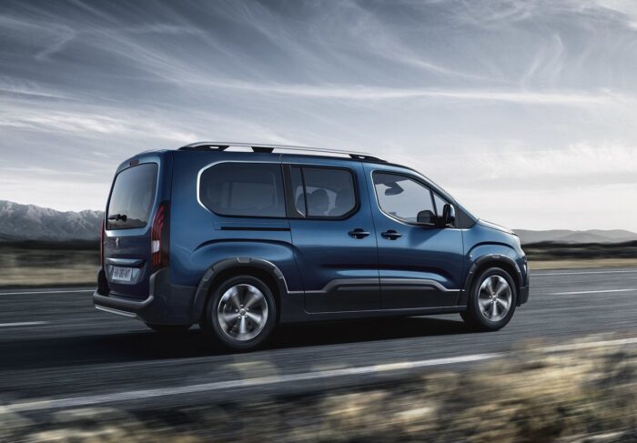 La alternativa a la minivan: Peugeot Rifter