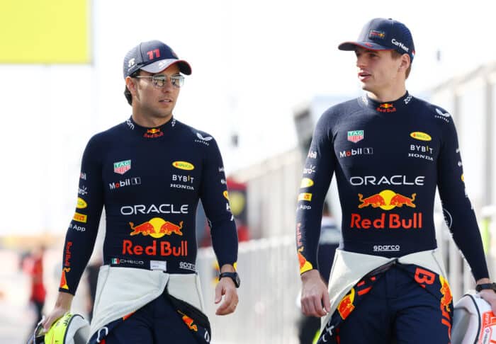 Verstappen el más rápido el primer día de pruebas en Bahréin
