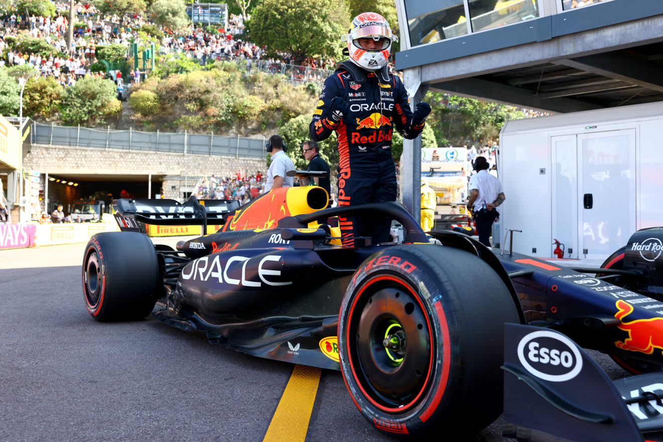 Verstappen logra la pole en Mónaco mientras que Checo sufre accidente en la Q1