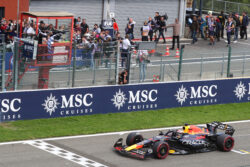 Verstappen gana el GP de Bélgica, Pérez segundo