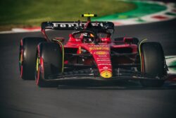 Carlos Sainz logra la pole position en Monza