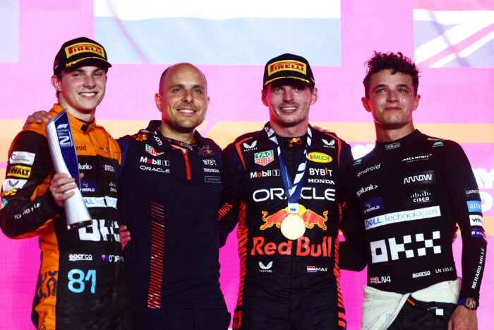 Verstappen logra la victoria en Qatar, Piastri lidera podio de McLaren 