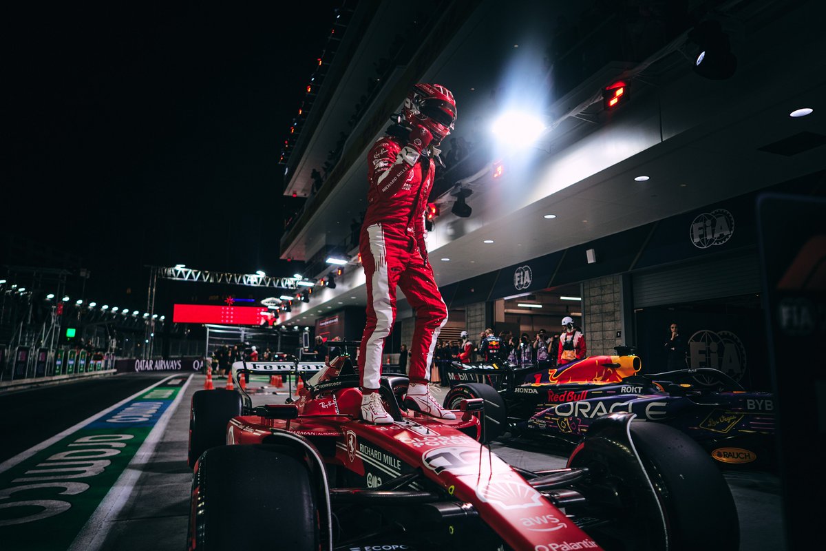 Leclerc logra la pole en Las Vegas por delante de Sainz y Verstappen